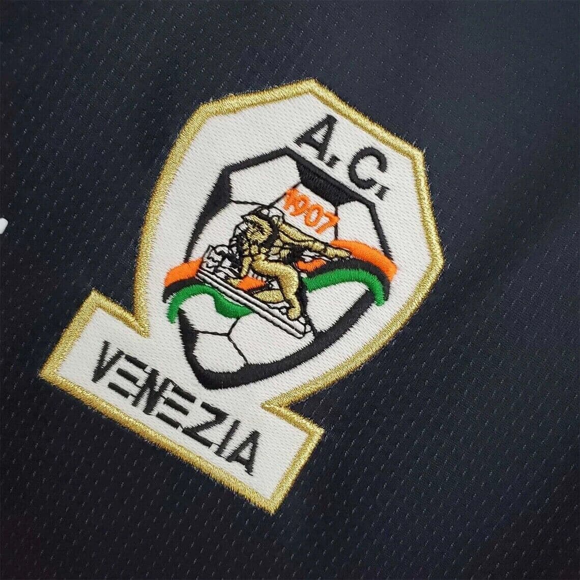 Venezia 1997-1998 Home Football Jersey